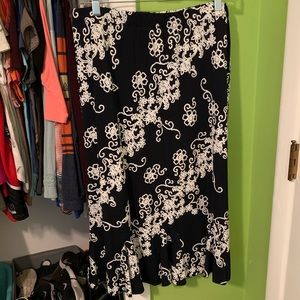 NWOT SJS women’s skirt